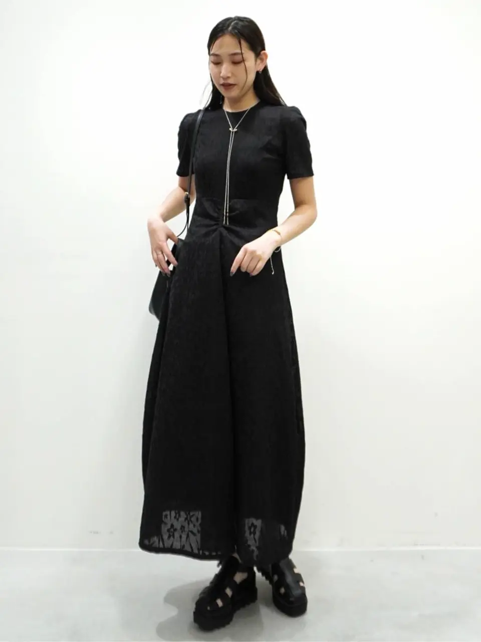 Soierie(ソワリー)】 Drop loop tie｜PARIGOT ONLINE（パリゴオンライン）