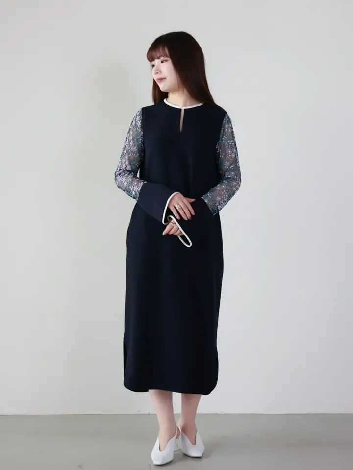 Mame Kurogouchi(マメ クロゴウチ)】 Floral Lace-Sleeve