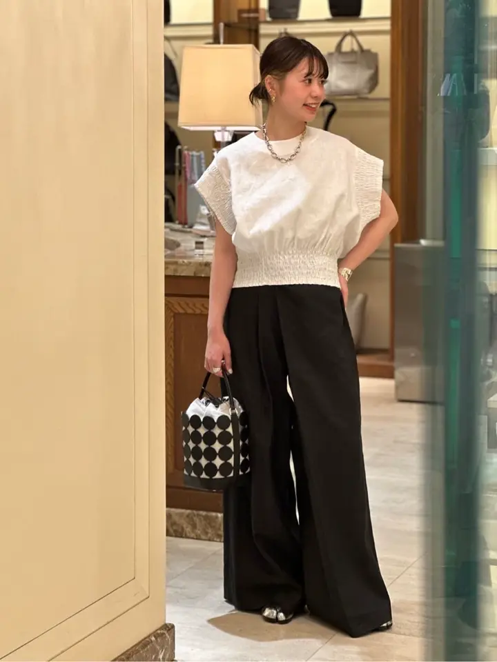 HYKE シャーリングタフタトップス ボリュームスリーブ ブラウス ハイク HYKE(ハイク)】 LINEN SHIRRED BLOUSE｜PARIGOT ONLINE（パリゴ