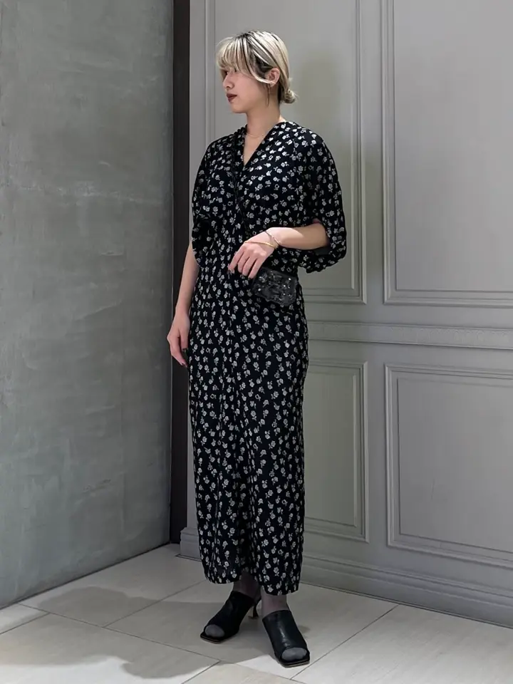 Mame Kurogouchi(マメ クロゴウチ)】 Floral Jacquard Volume