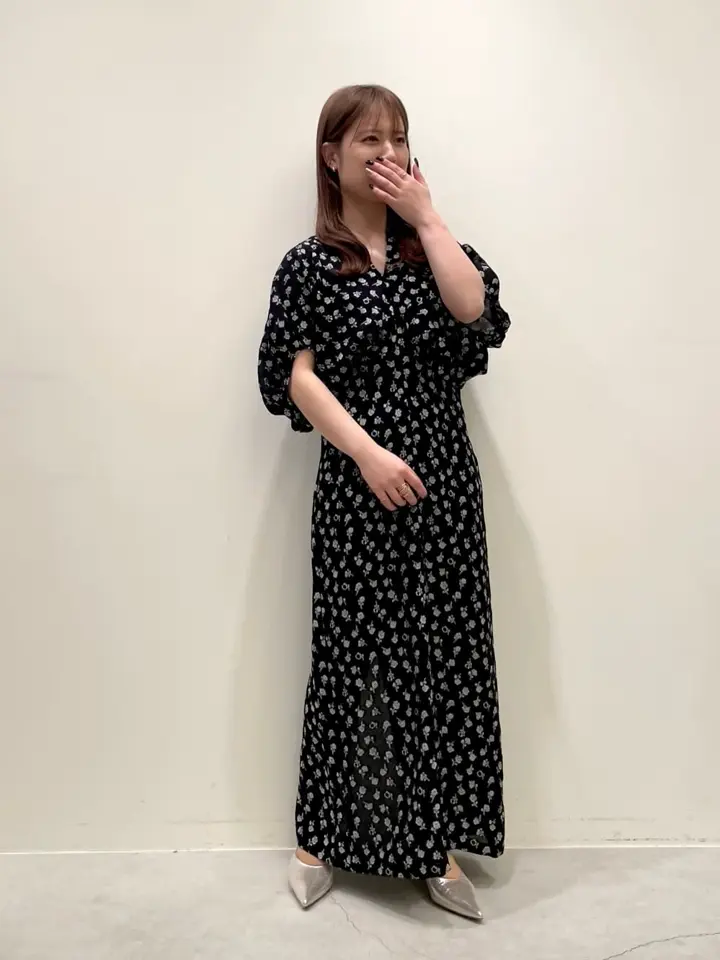 Mame Kurogouchi(マメ クロゴウチ)】 Floral Jacquard Volume Sleeves