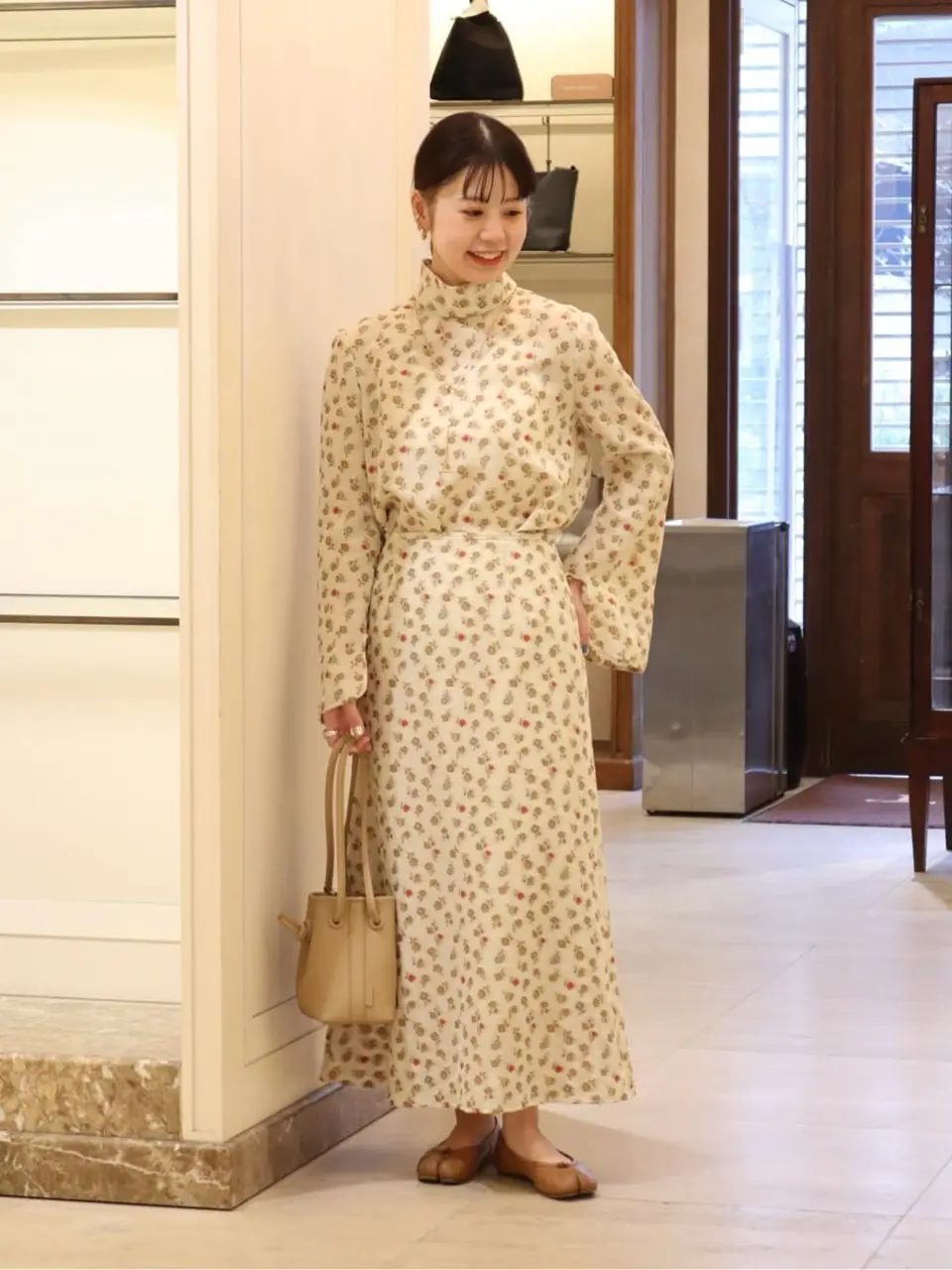 Mame Kurogouchi(マメ クロゴウチ)】 Floral Jacquard Hight Neck