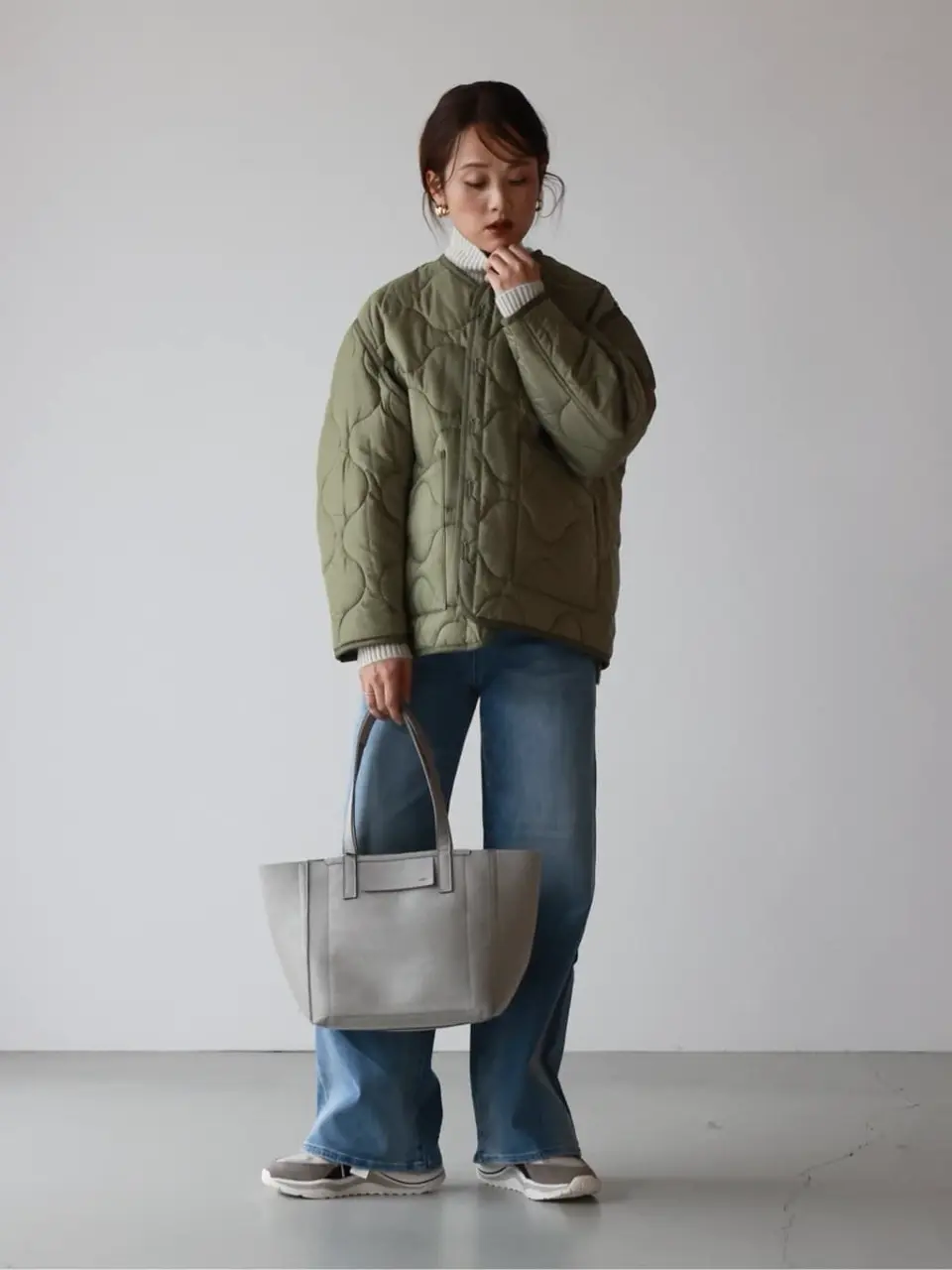 HYKE オリーブ クロップドジャケット ショルダーパッド付き HYKE＞クロップド ジャケット