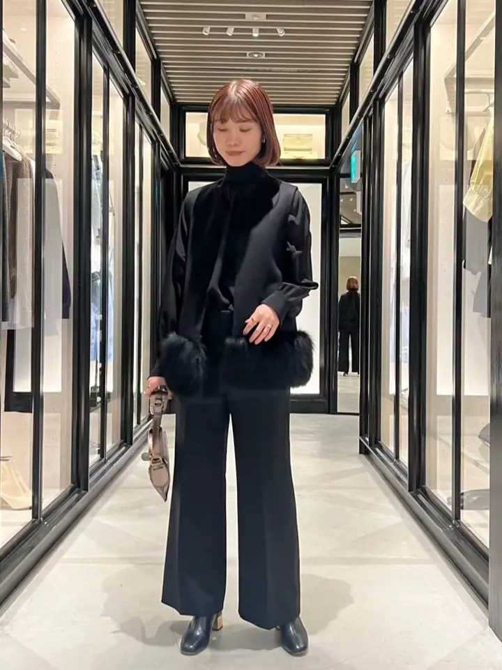 Chloe(クロエ)】 ウールクレープ製クロップドブーツカットパンツ