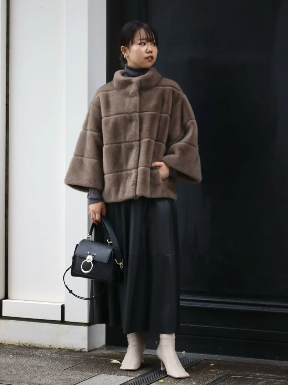 Karen ルーアンドレア　LOU ANDREA フーディコート Lou Andrea(ルーアンドレア)】 ファーコート｜PARIGOT ONLINE（パリゴ