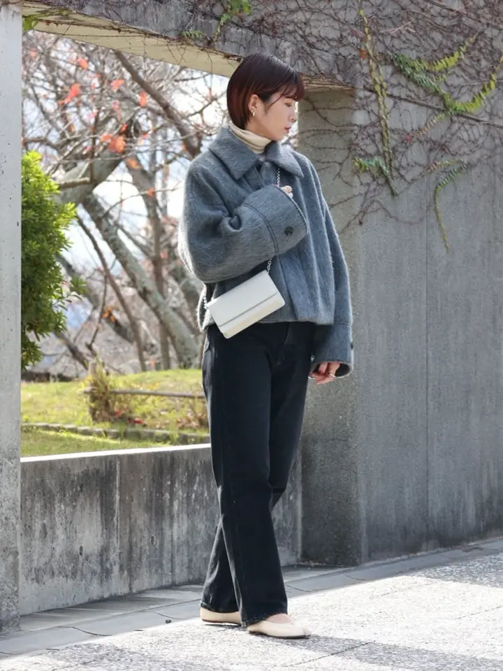 バッジ　the  body  shop レッド　リボン バッジ the body shop レッド リボン バッジ the body shop