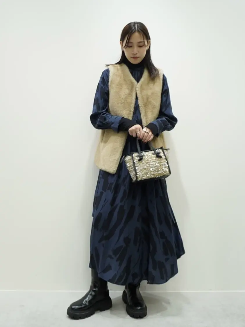 Lou Andrea(ルーアンドレア)】 ファージップベスト｜PARIGOT ONLINE