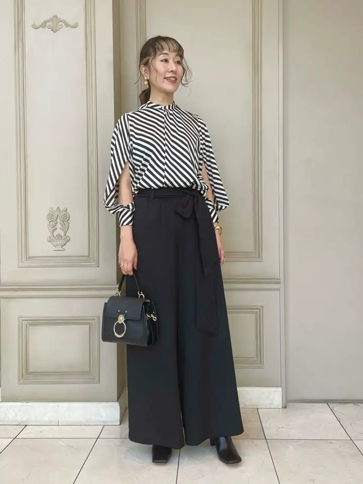 めぐさん出品 未使用 タグ付き OHGA PICO BLOUSE ブラウス タグ付き 未使用 OHGA PICO BLOUSE ブラウス OHGA ブラウス