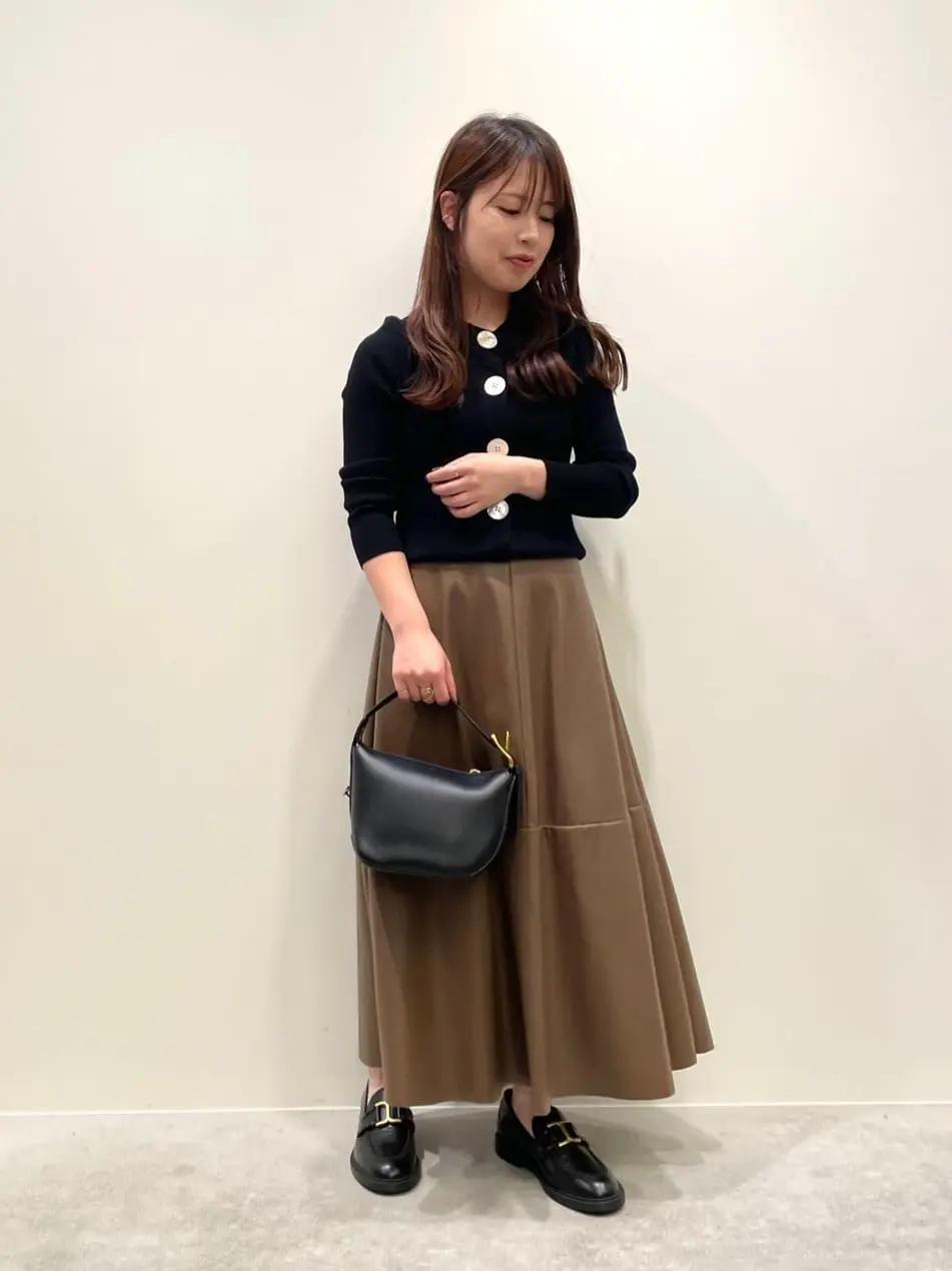 美品 24FW マディソンブルー PETIT リブニットカーディガン ブラック 美品 24FW マディソンブルー PETIT リブニットカーディガン ブラック