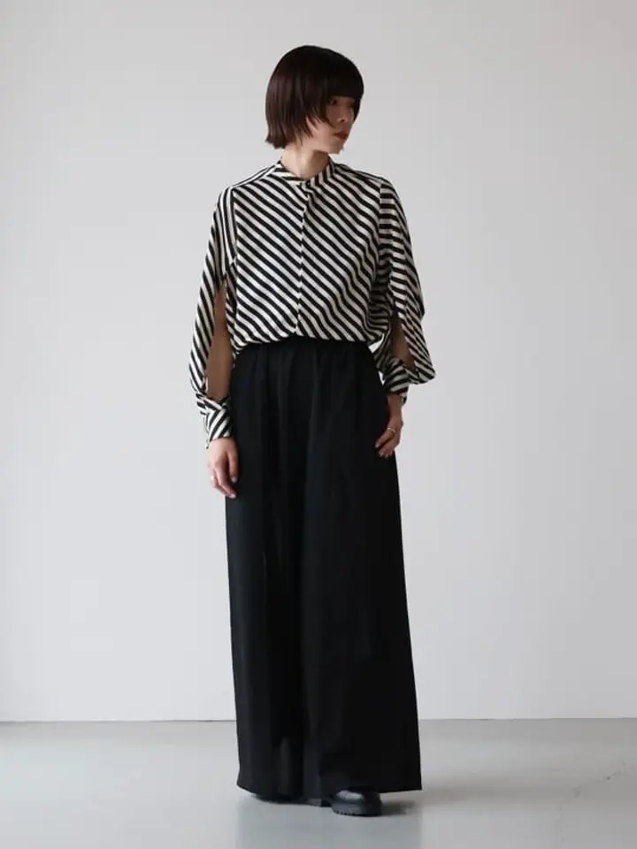 HYKE(ハイク)】 STRIPE HAMMER SATIN BLOUSE｜PARIGOT ONLINE
