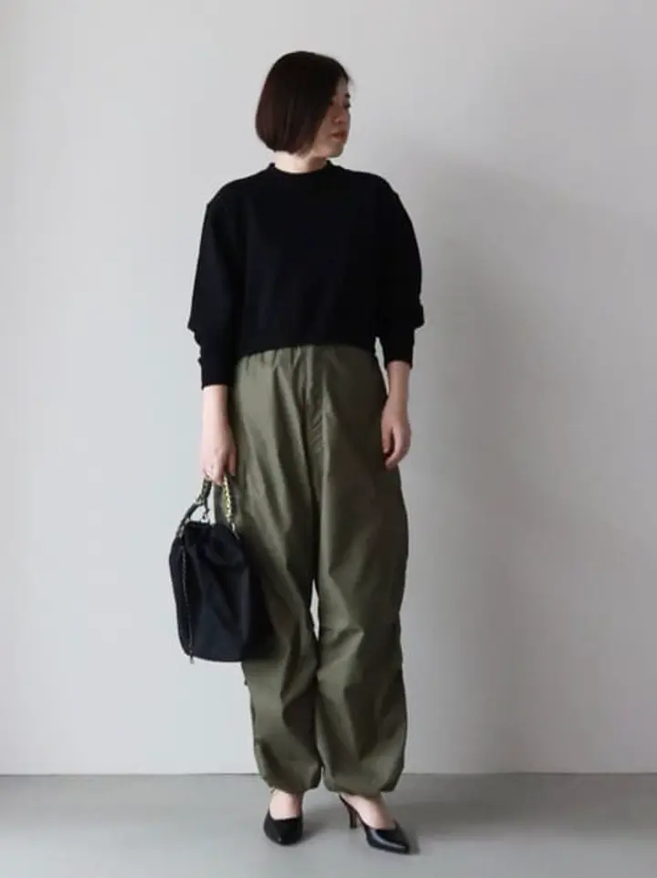 HYKE(ハイク)】 CROPPED SWEAT SHIRT｜PARIGOT ONLINE（パリゴオンライン）