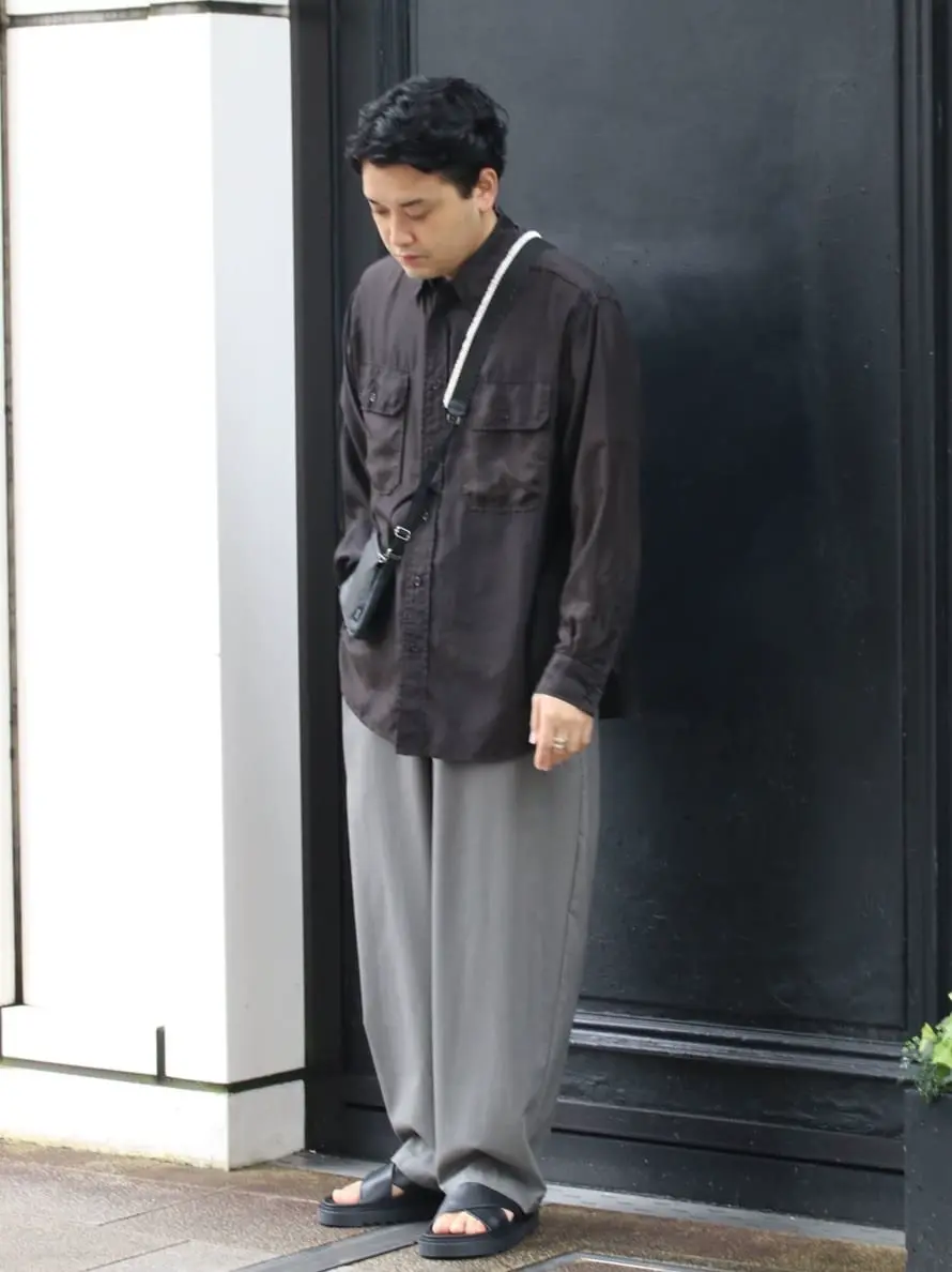MAURO de BARI(マウロデバーリ)】 クロスストラップ厚底レザーサンダル