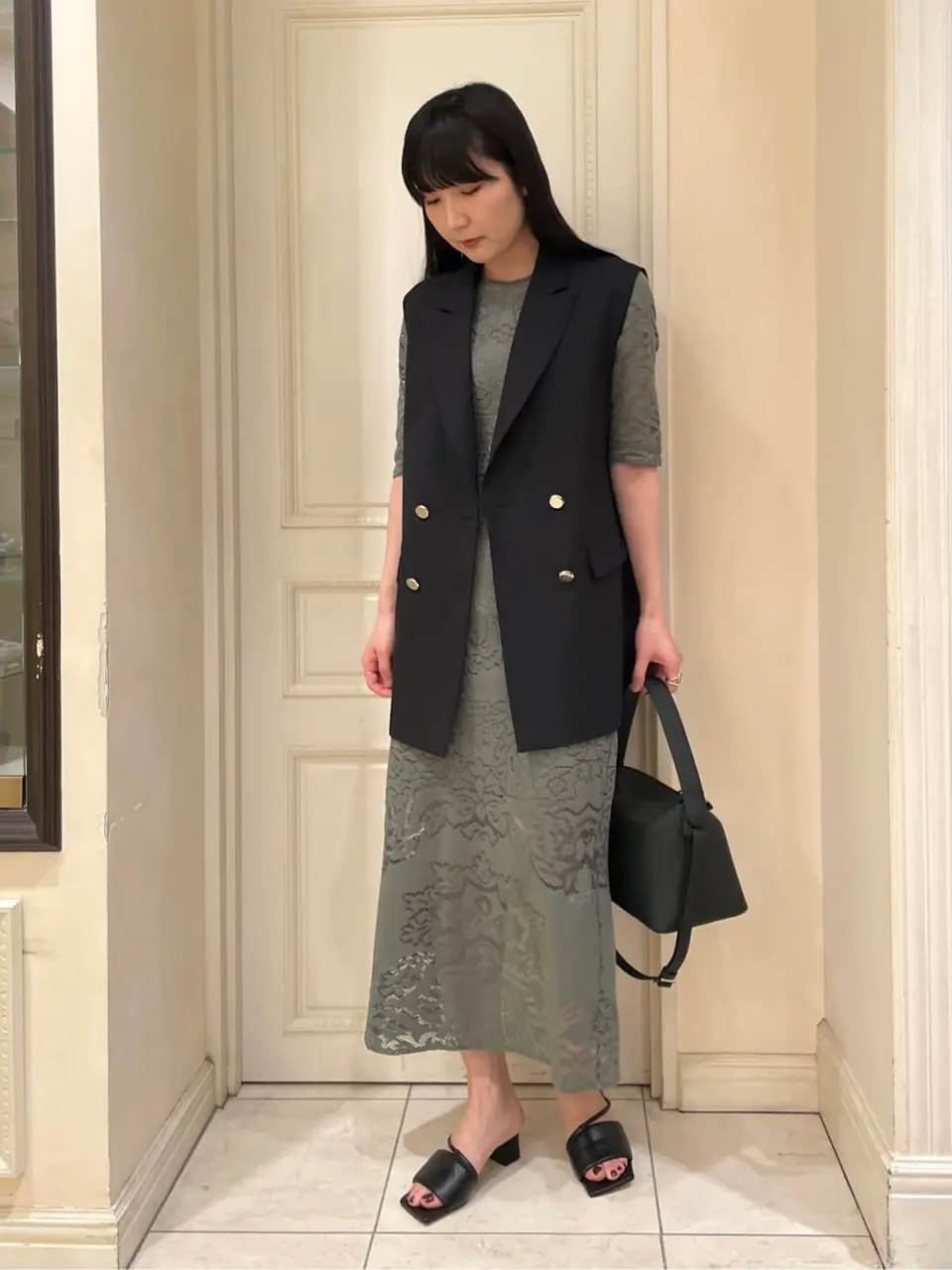 プロフ必読お願いします*　超美品　アメリ AMERI ドレス 黒 無地 セール】2WAY UMBRELLA SHIFT DRESS（ドレス）｜Ameri（アメリ