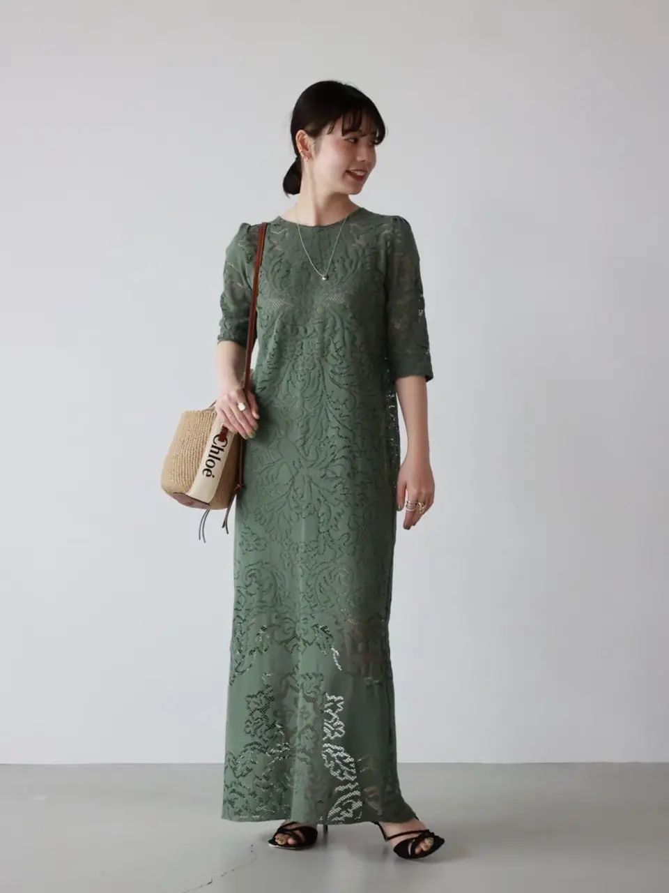 るるアメリドレス OFF SHOULDER TULLE LAYERED DRESS