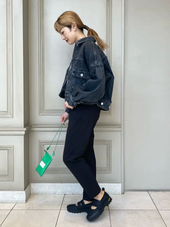 GANNI(ガニー)】 YELLOW PERFORMANCE VELCRO MARY JANE BALLERINAS