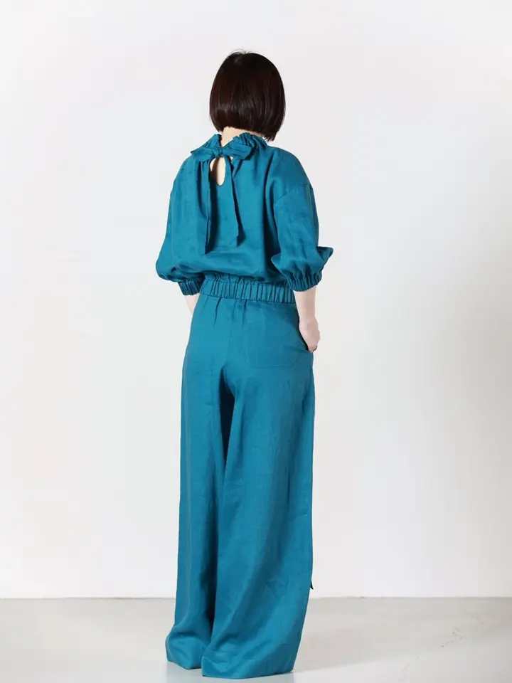 HYKE(ハイク)】 LINEN SHIRRED TOP｜PARIGOT ONLINE（パリゴオンライン）