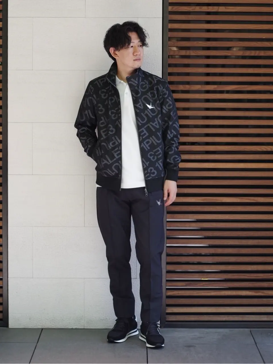 1PIU1UGUALE3(ウノピゥウノウグァーレトレ)】 COLLAR RIB LOGO SS POLO