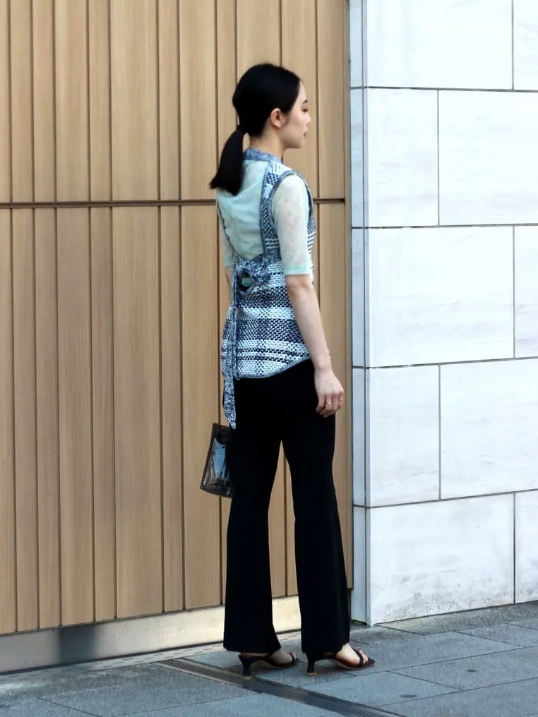 Mame Kurogouchi(マメ クロゴウチ)】 Marble Printed Plaid Sheer Crew