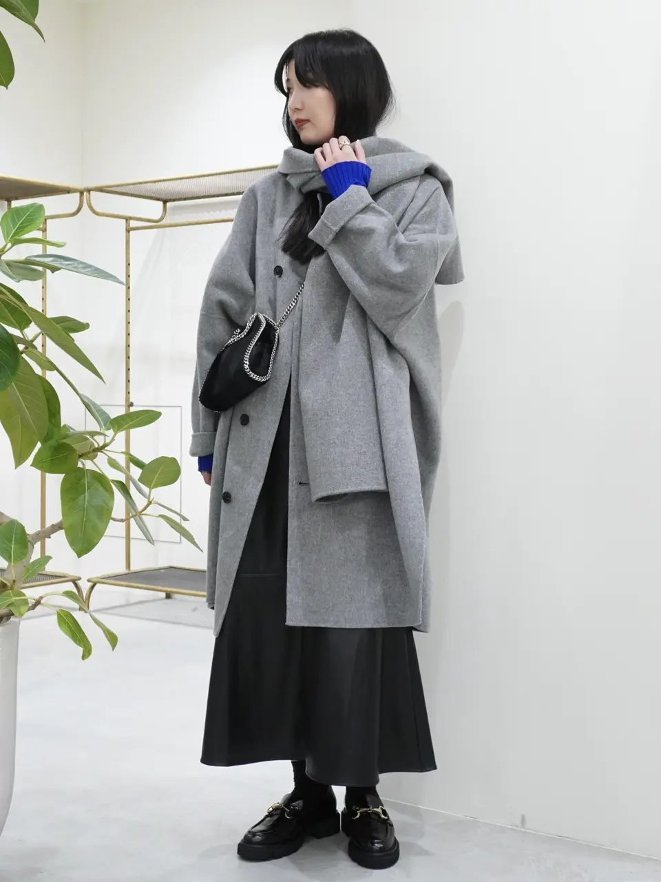 near.nippon(ニアーニッポン)】 ストール付ケープコート｜PARIGOT