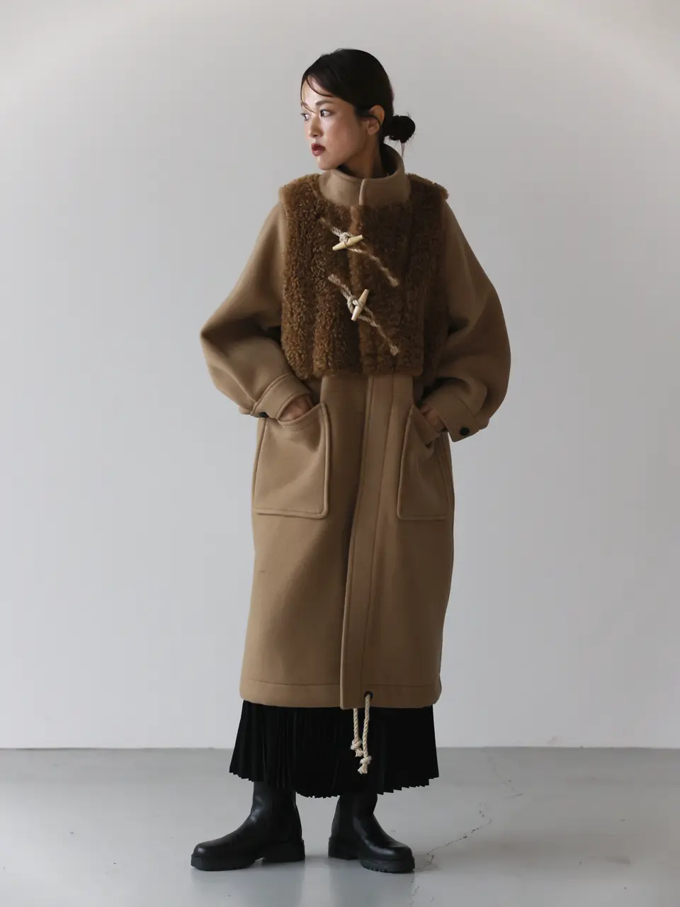 HYKE(ハイク)】 DOUBLE FACE FAUX SHERLING DUFFLE COAT ｜PARIGOT