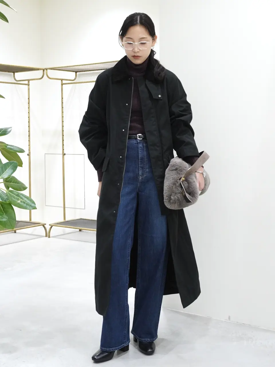 ストレートデニム×ロングコート（スタッフスナップ）