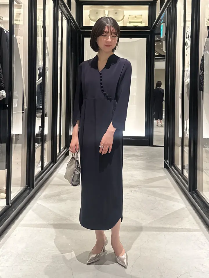 Mame Kurogouchi(マメ クロゴウチ)】 Triacetate Georgette V-Neck