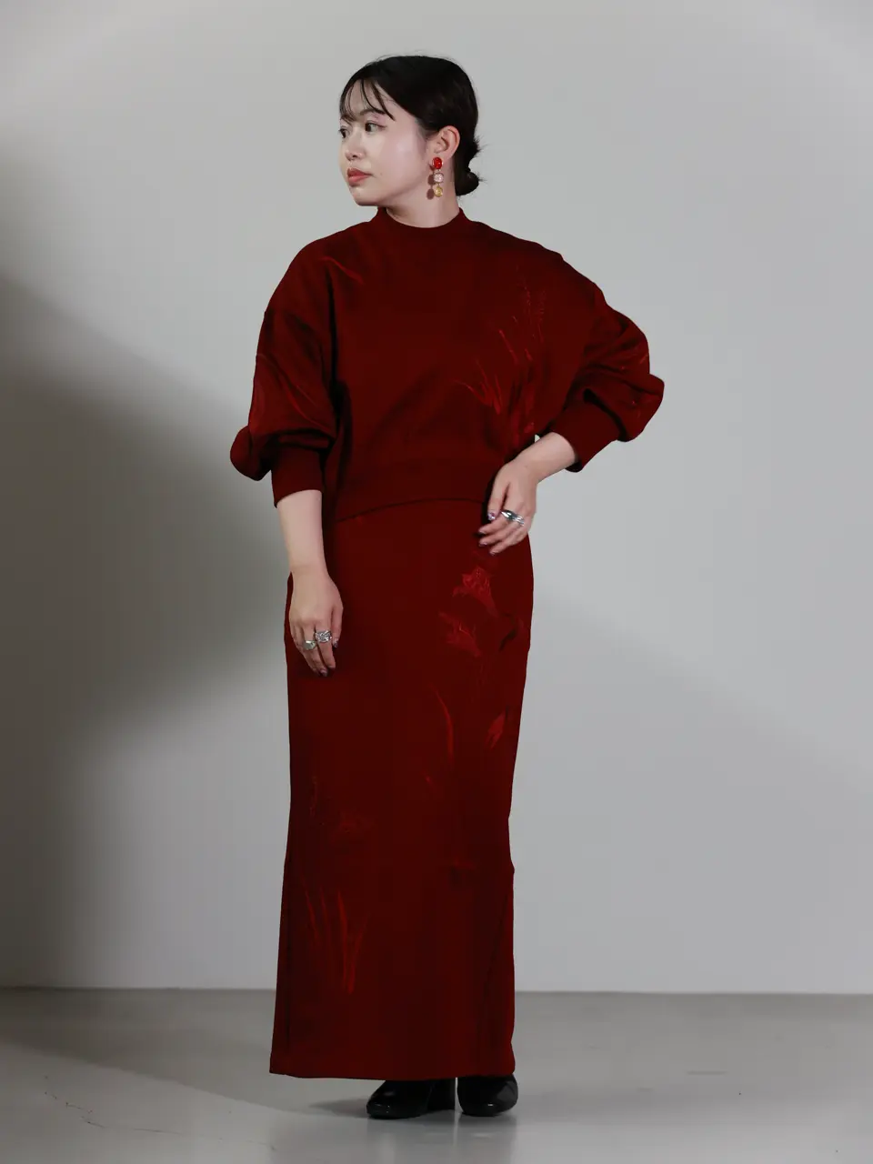 Mame Kurogouchi(マメ クロゴウチ)】Floral Motif Embroidered