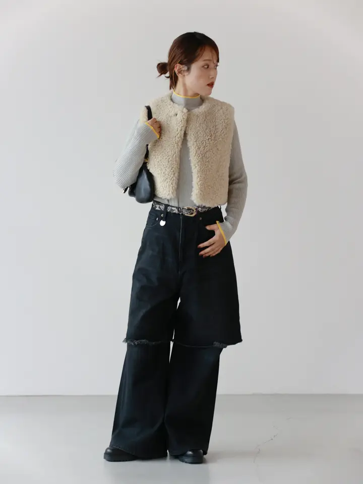 HYKE(ハイク)】 FAUX SHEARLING CROPPED VEST｜PARIGOT ONLINE（パリゴ