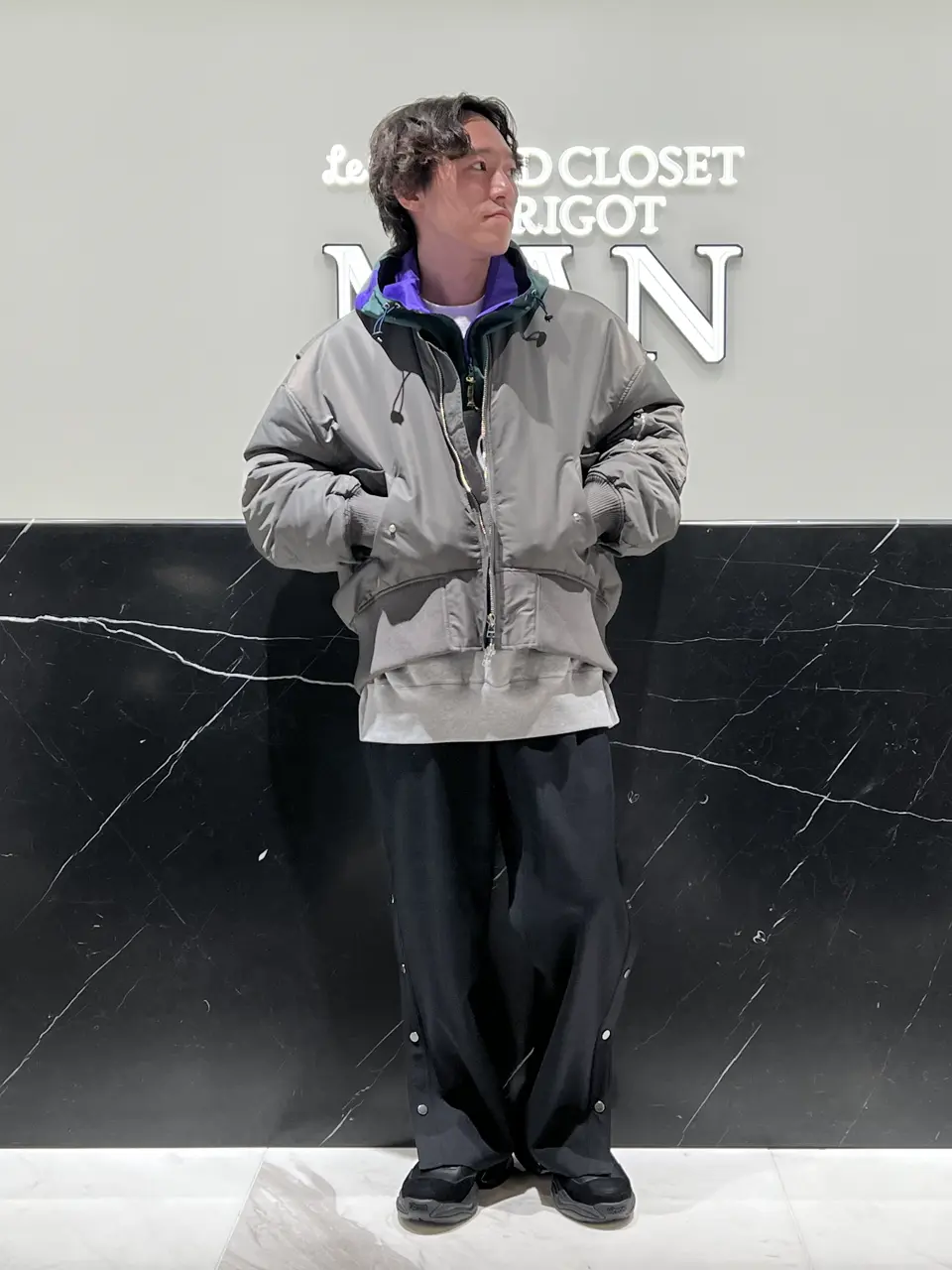 JW Anderson(ジェイダブリューアンダーソン)】 オーバーサイズ