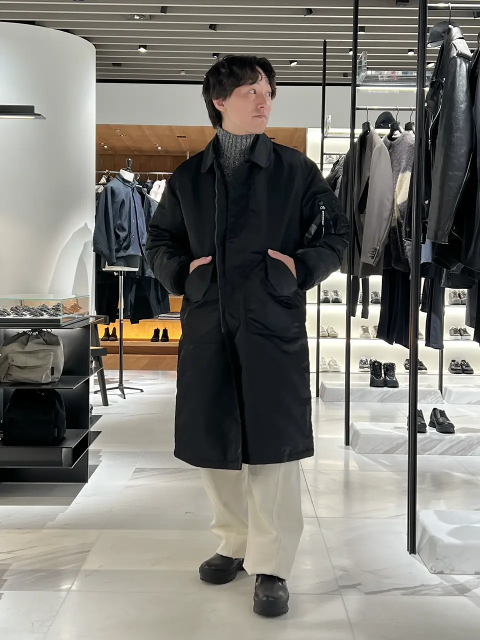 JW Anderson(ジェイダブリューアンダーソン)】 レザーパッチポケット