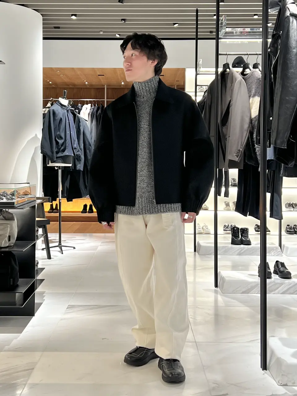 JW Anderson(ジェイダブリューアンダーソン)】 レザーパッチポケット