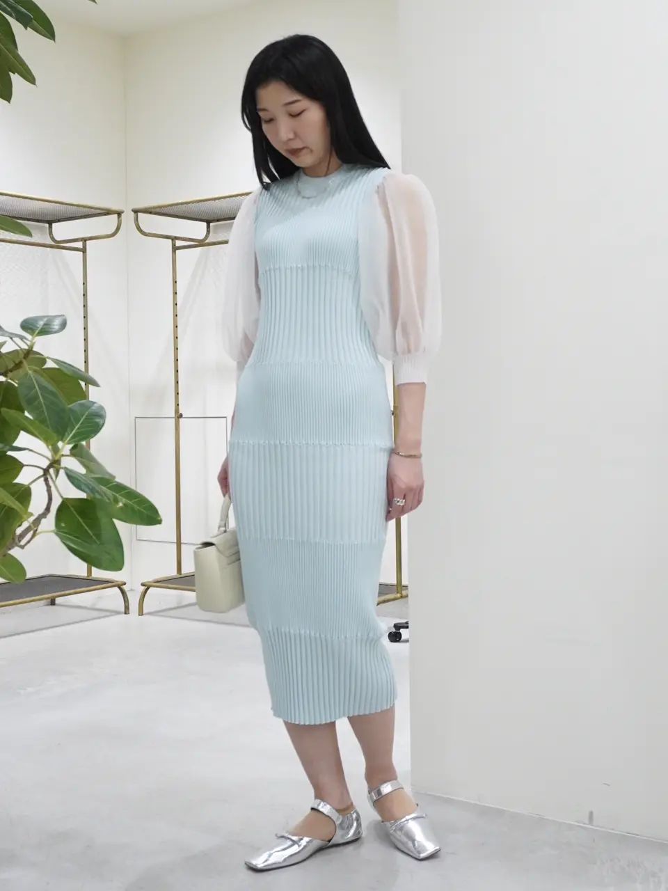 CFCL(シーエフシーエル)】 FLUTED LUCENT PUFF SLEEVE DRESS｜PARIGOT