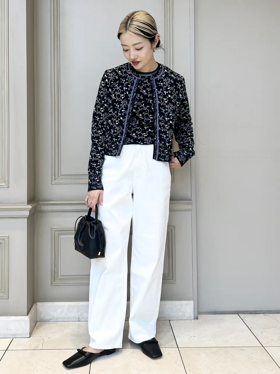 Mame Kurogouchi(マメ クロゴウチ)】 Floral Motif Glitter Knit