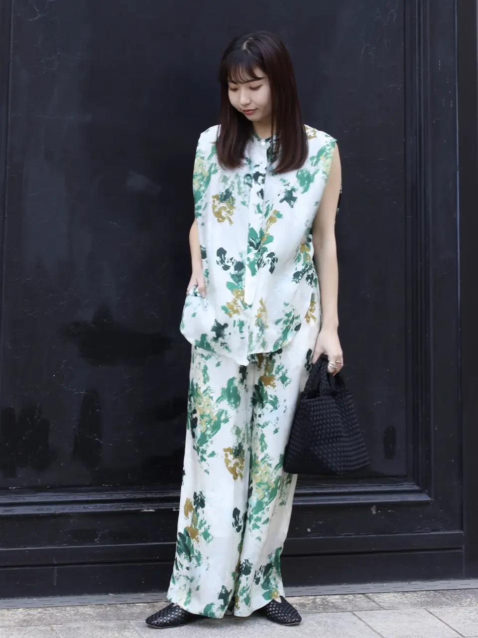 SACRA(サクラ)】 BLURRED FLORA WIDE PANTS｜PARIGOT ONLINE（パリゴ