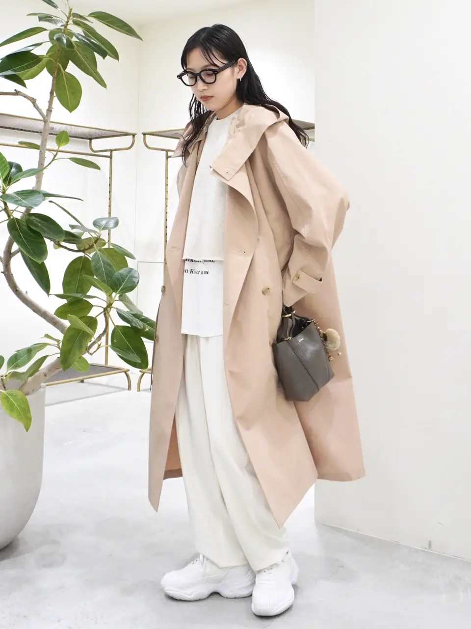 Chloé クロエ フリル カーディガン XS グレー メリノウール カシミヤ CHLOÉ Spin embellished textured-leather tote | NET-A-PORTER