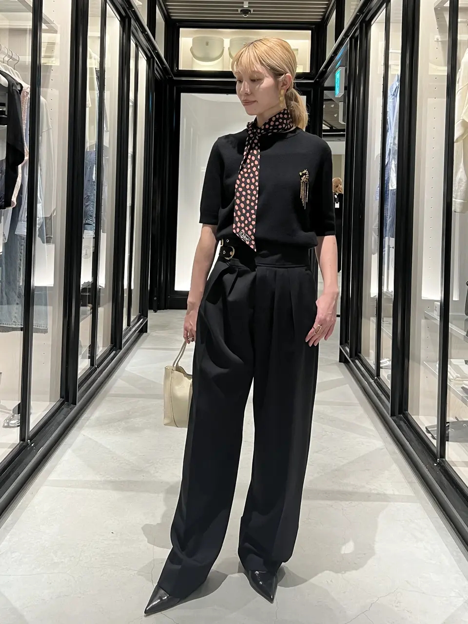 Chloe(クロエ)】 シルク製Chloe Spotted バンドゥ スカーフ｜PARIGOT