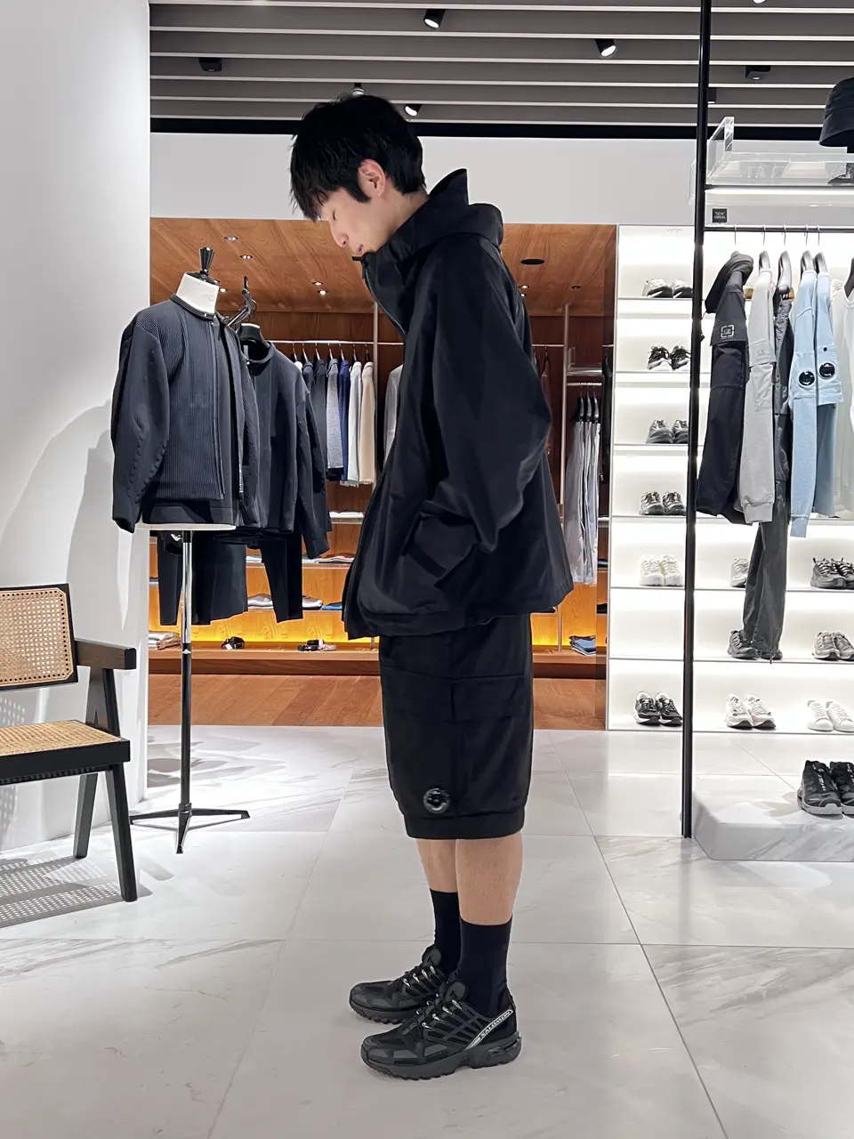 White Mountaineering(ホワイトマウンテニアリング)】 GORE-TEX HOODED