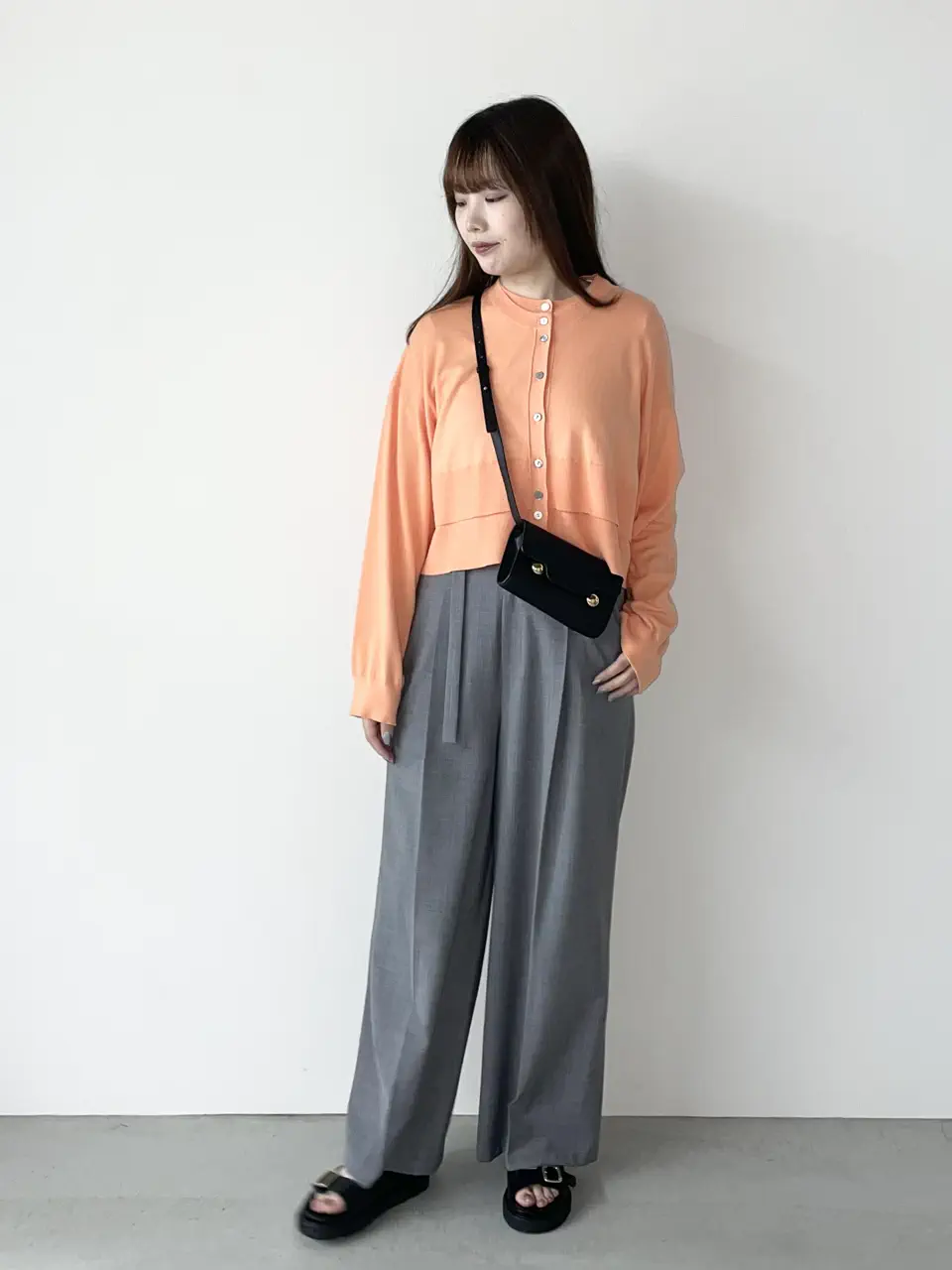 ENFOLD(エンフォルド)】 LAYERED-LIKE-HEM CARDIGAN｜PARIGOT ONLINE