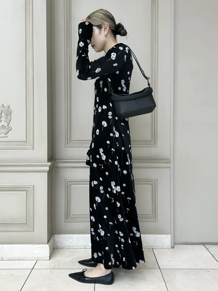 mame kurogouchi マメ　ベロア　ワンピース　ドレス　スカート Mame Kurogouchi(マメ クロゴウチ)】 Velour Jersey Floral Dress