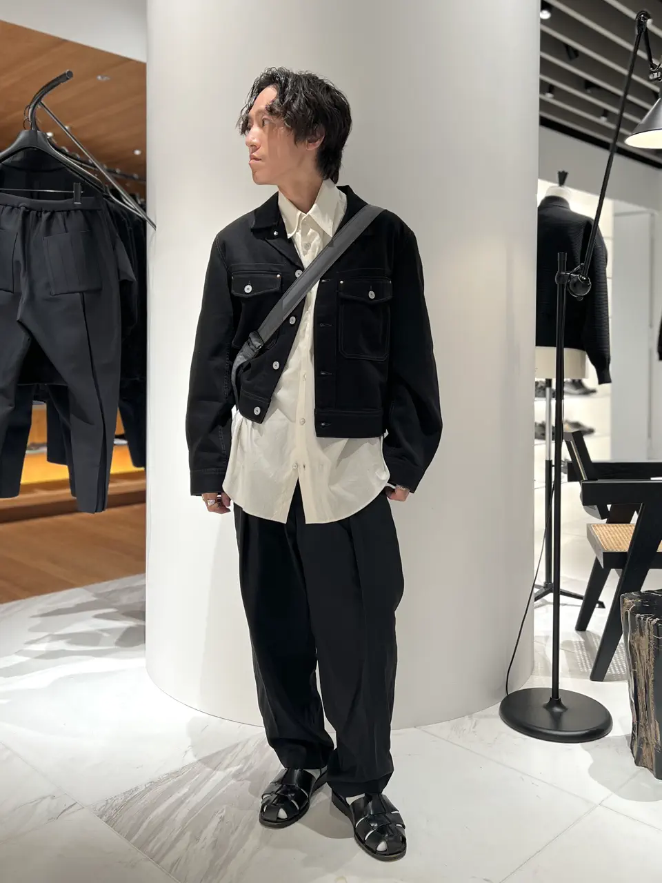 MARKAWARE ポロワーストロピカルを着用したNishioka 身長169cm サイズ1 BLACK