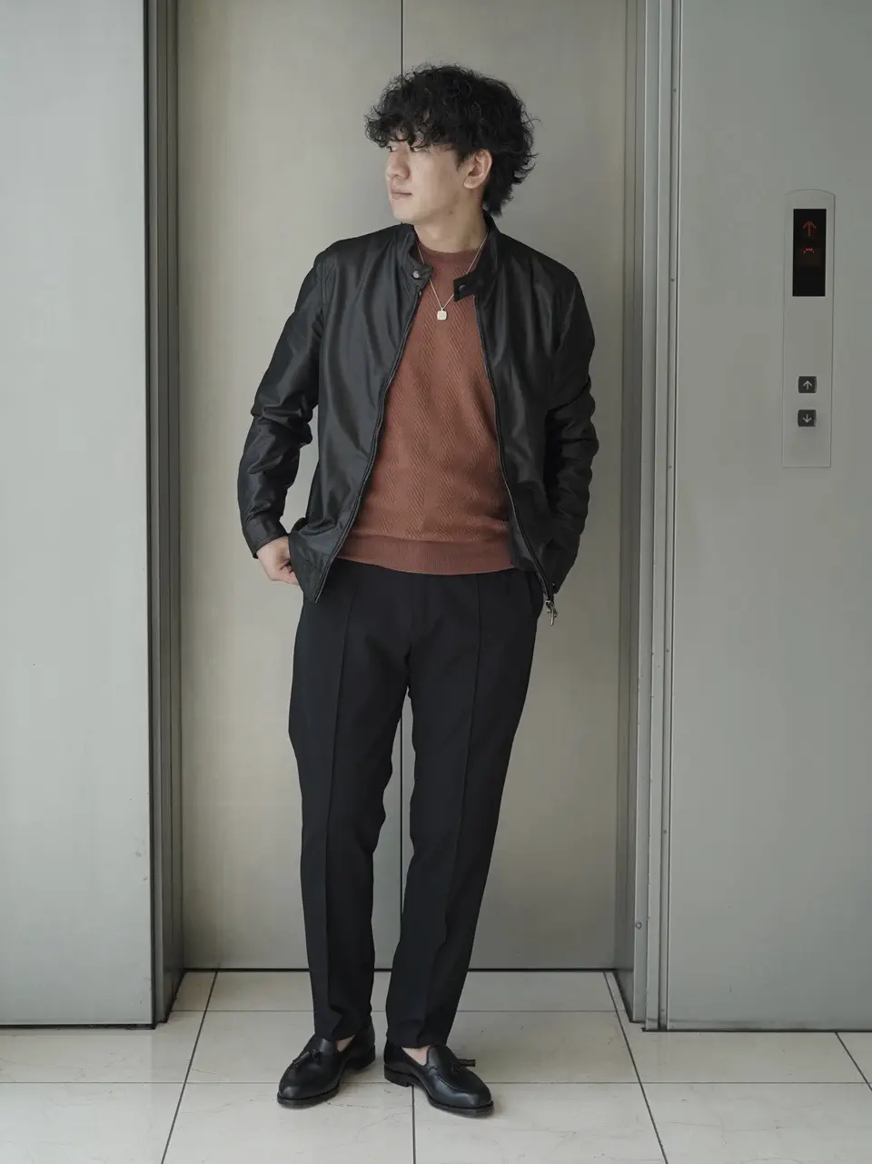 LOOK 04