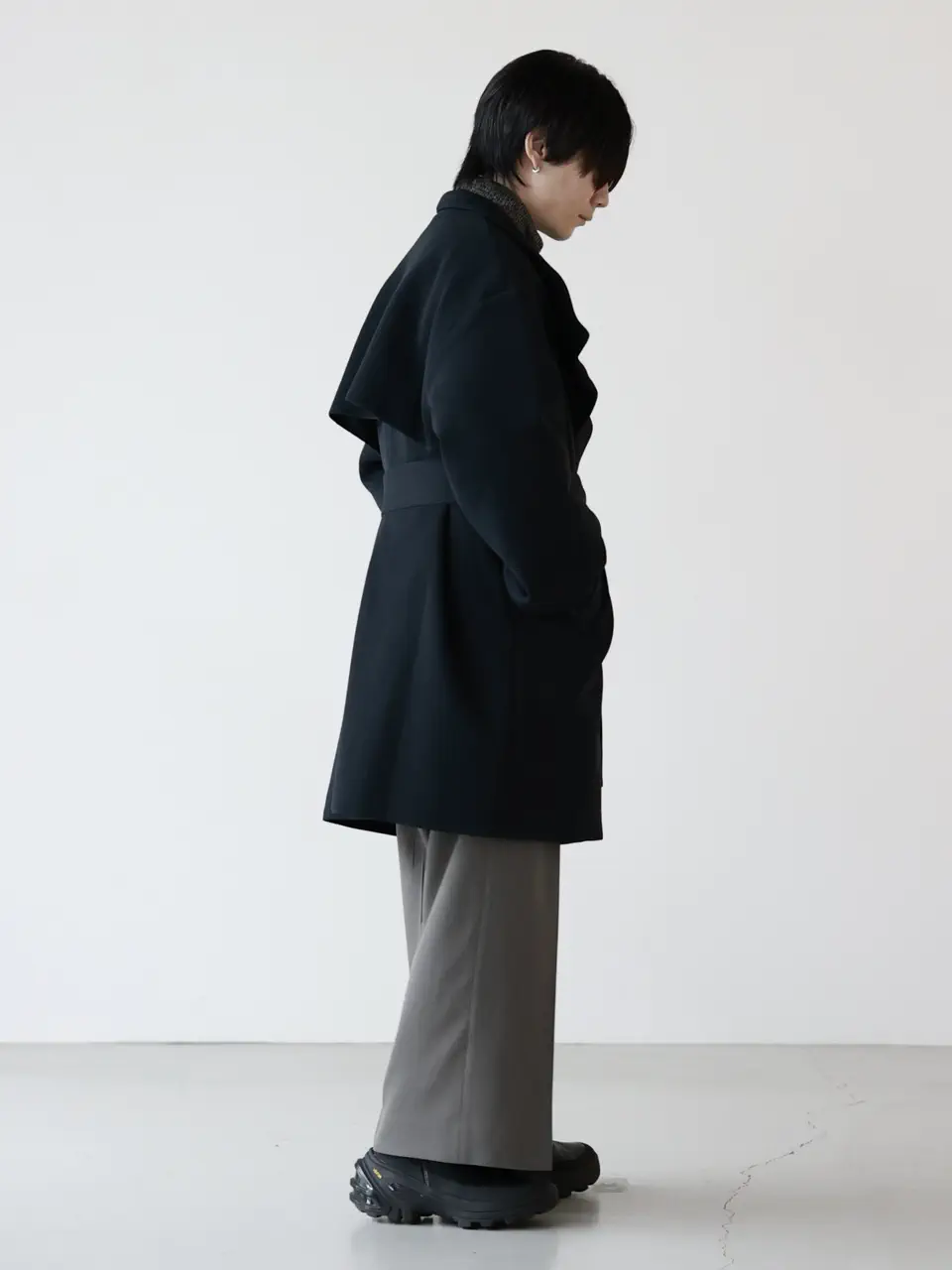 CFCL(シーエフシーエル) スタンドカラーコートとLOW GAUGE ZIP BLOUSONのレイヤード
