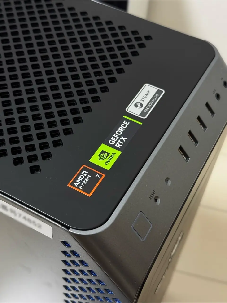 ドスパラスタッフSAKAMAKIによる、パソコン、PCパーツ、周辺機器のレビュー