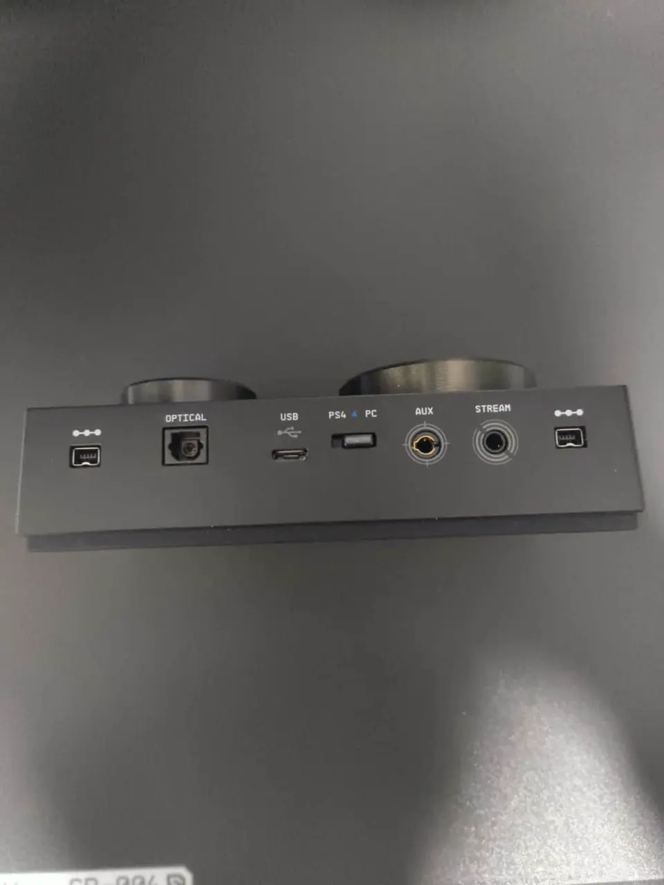 Logicool ASTRO MixAmp Pro TR MAPTR-002を使用した、ドスパラスタッフ