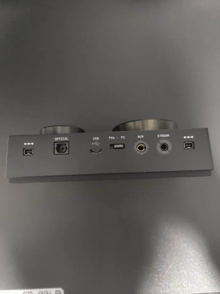 Logicool ASTRO MixAmp Pro TR MAPTR-002を使用した、ドスパラスタッフ