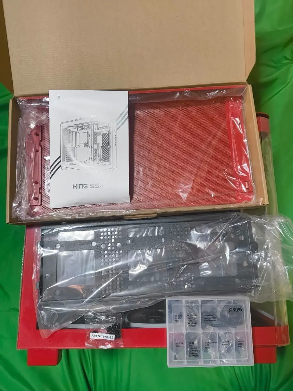 MONTECH KING 95 PRO Red (ATX ガラス レッド)を使用した、ドスパラ