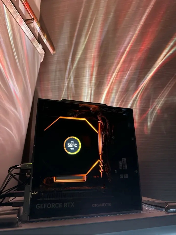 Lian-Li UNI FAN TL LCD 120 REVERSE BLADE WT 3Pack UF-RS-TL120-LCD