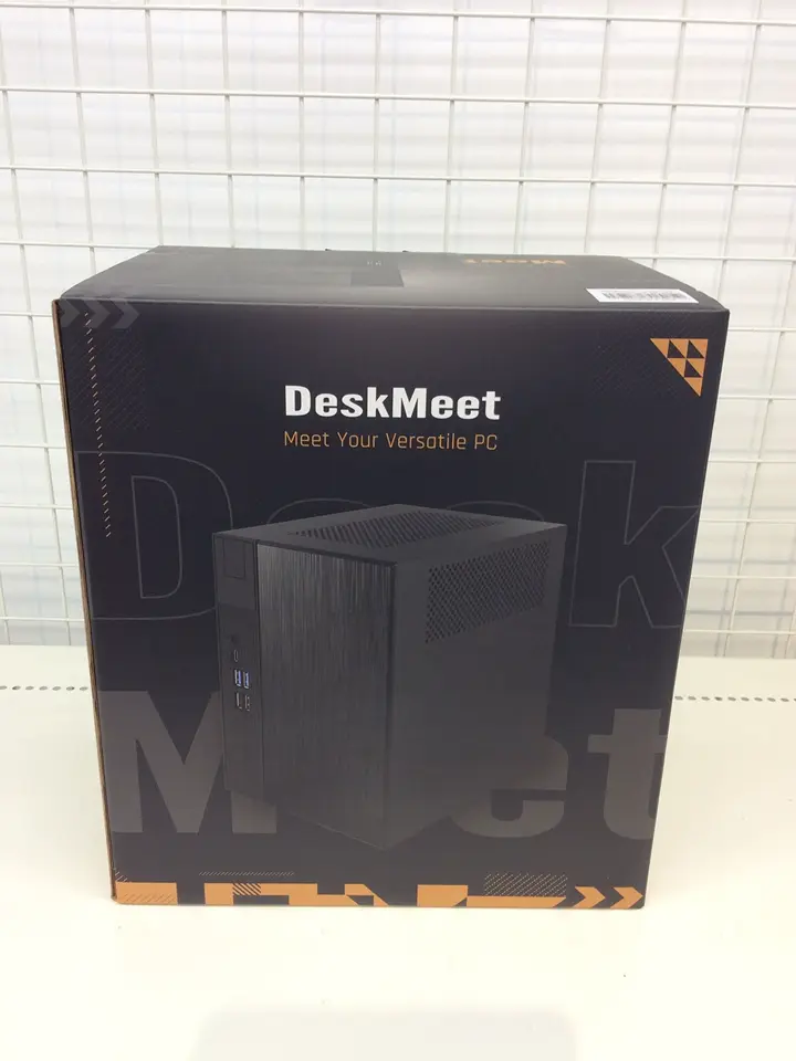 ASRock DESKMEET X600/B/BB/BOX/JP (AM5対応 ベアボーンキット)を使用