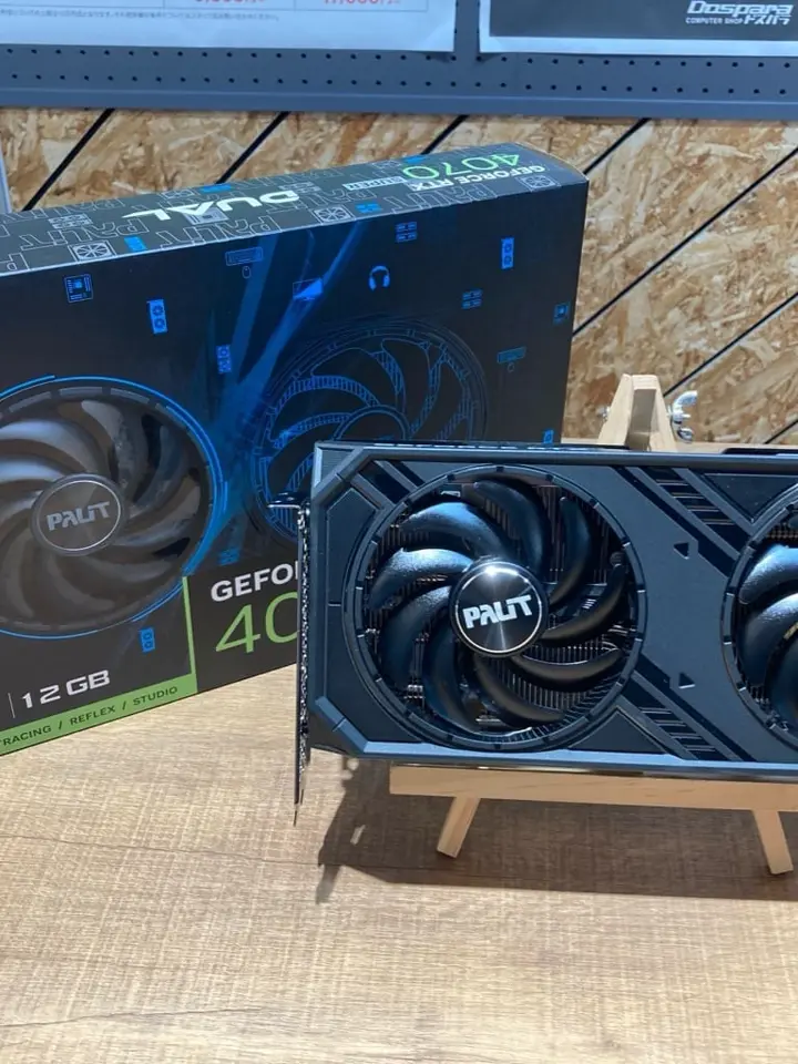 z*a様 Palit GeForce RTX4070Super 12GB DUA Palit GeForce RTX 4070 SUPER Dual」をレビュー。9万円台で