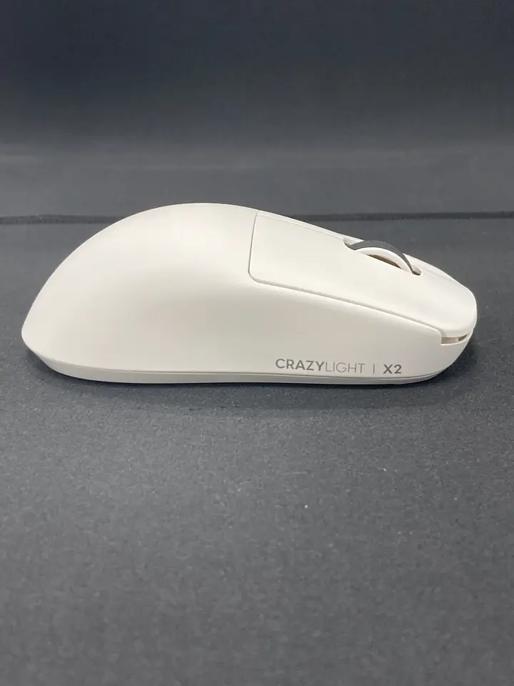 Pulsar X2 CrazyLight Uyuni White (PX2CL108)を使用した、ドスパラ